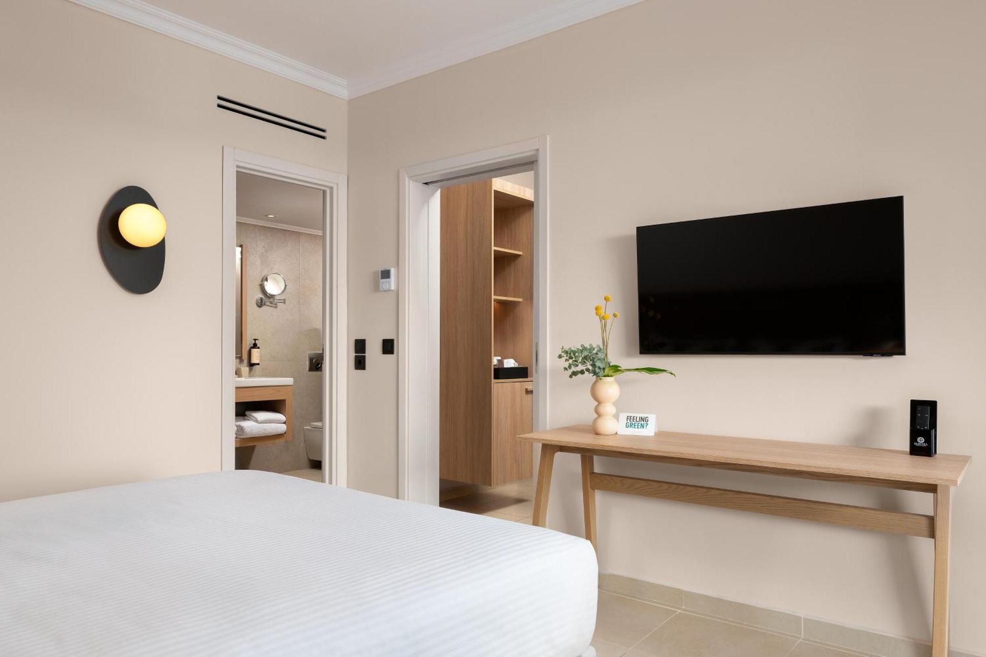 Suite Executive con vistas a la piscina